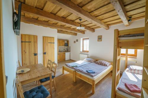 APARTMÁNY PAUSRAM