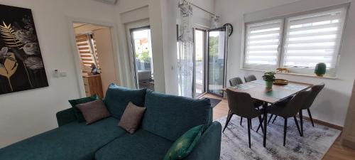 New Apartment Danijela, garden and garage place