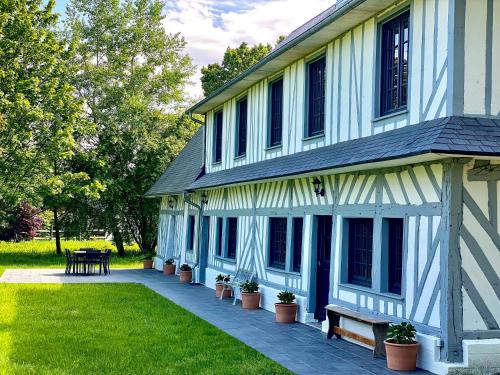 La Normande -Piscine- 10 min Pont Audemer 10P