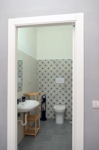 B&B Carlo V - House Hotelにあるバスルーム
