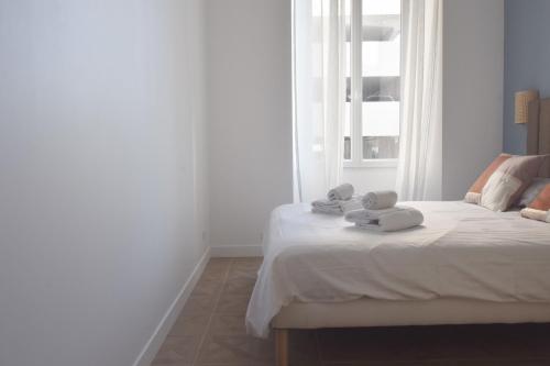 Modern 3-Br Apartment in City Center 5 Minutes from Palais and Beache