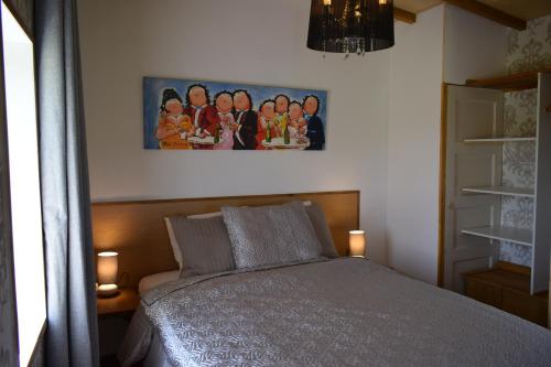 Postel nebo postele na pokoji v ubytování Le Chêne d’Or