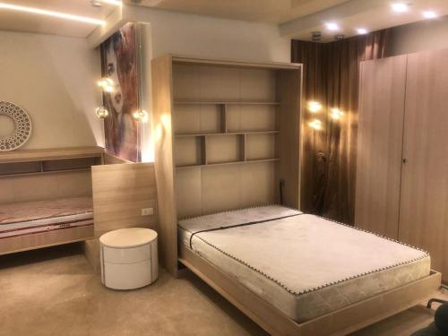 Llit o llits en una habitació de ميلسا ستارز