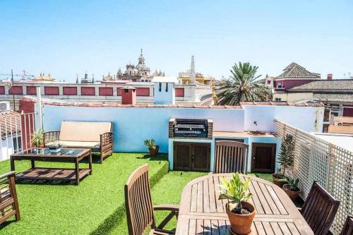 Ático con piscina junto catedral de Sevilla.