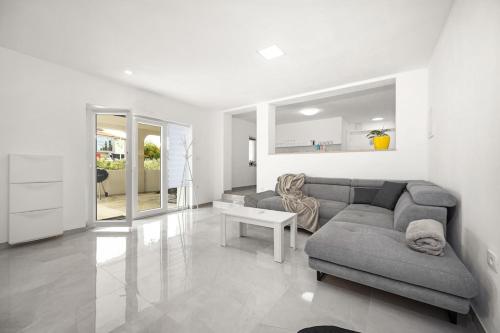 Apartment Olive Garden near Pula 3 km from center and only 4 km from the beach for 4 persons