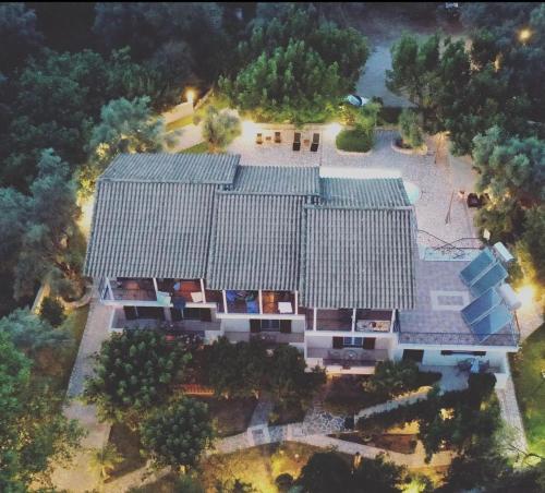 Φωτογραφία από το άλμπουμ του Calderimi Lefkada στο Νυδρί