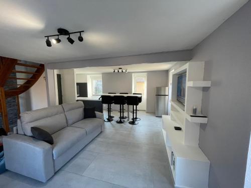 Photo de la galerie de l'établissement Appartement Familiale PREMIUM : proche gare de Belfort, à Belfort