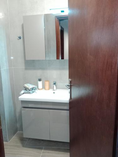 Bilik mandi di Central Lodge