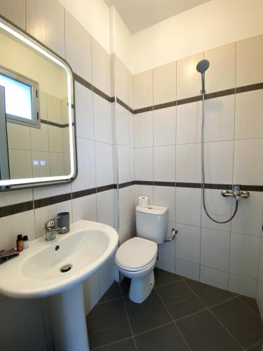 Bilik mandi di Acta's Rooms