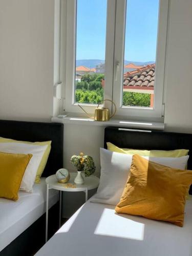 Tina`s Sunshine apartment