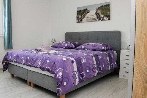 Apartments with parking space Kastel Kambelovac, Kastela - 21372