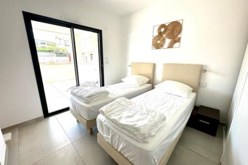 Bright 70m with sea view – Photos 5