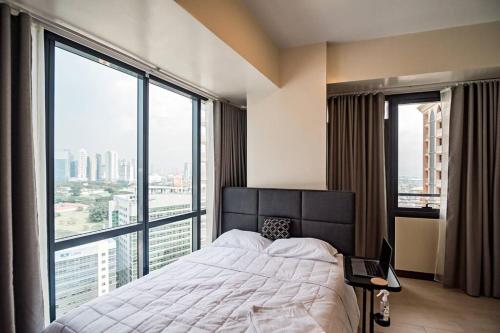 Modern and Spacious 2BR unit at Mckinley Hill