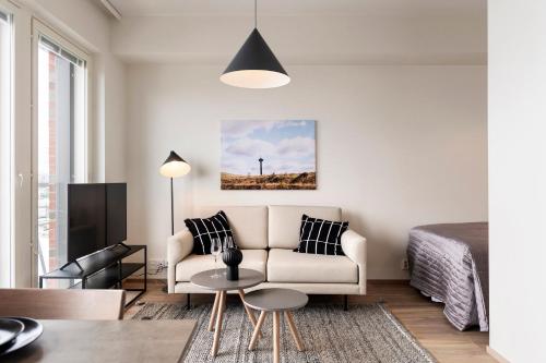 Foto Bright studio apartment near the centre 1