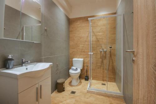 Koupelna v ubytování Ariadni Apartments Dassia