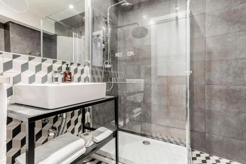 Hotel Acta Madfor photo 4