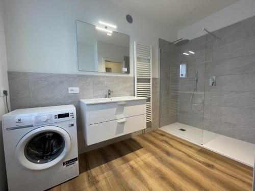 Koupelna v ubytování Casa Adamello Giustino