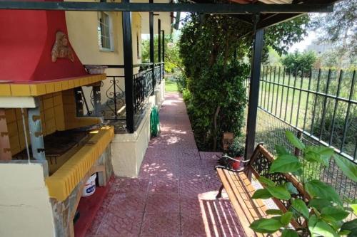 Gallery image of Eretria vacation house in Eretria
