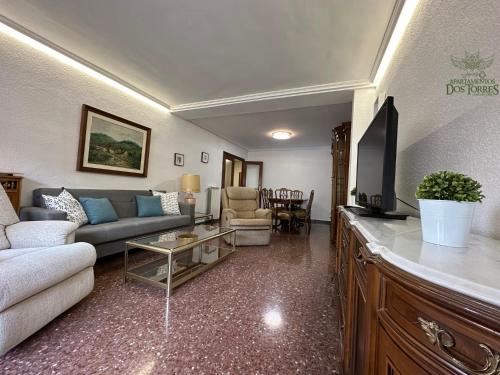 Dos Torres Baldur Alfajería Parking privado gratis