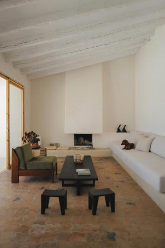 Aire House