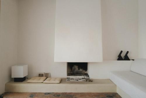 Aire House