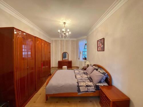 Postel nebo postele na pokoji v ubytování Sweet Home Sleeps 4 with Garden