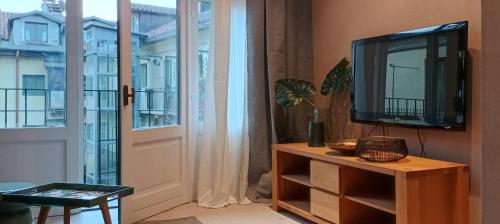 Μια τηλεόραση ή/και κέντρο ψυχαγωγίας στο In the Mood