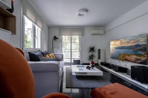 The Black Marble - Sea View, 2BR, 2BA in Paleo Faliro