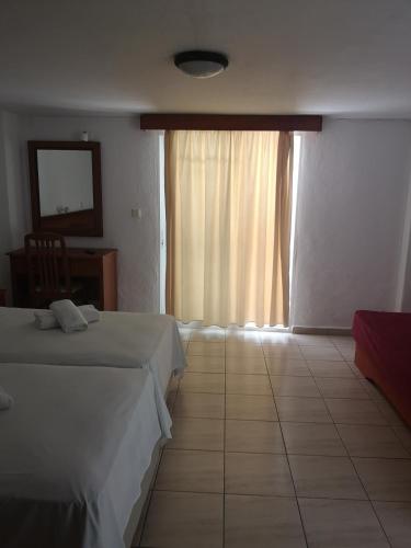Gallery image of Gatos Beach in Pefkohori