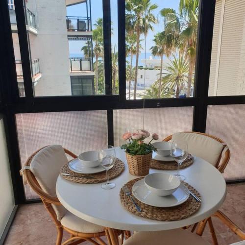 Valdecantos Beachfront Suites