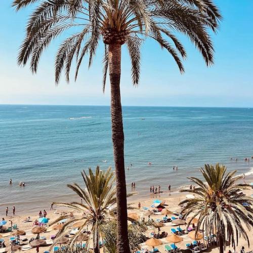 Valdecantos Beachfront Suites
