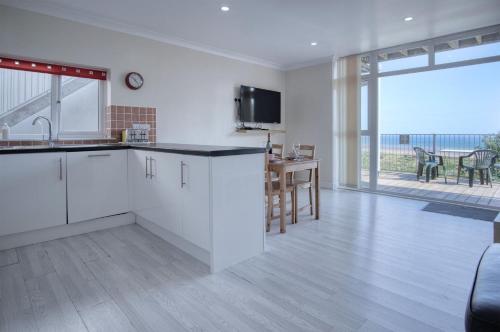 Sunbeam - 2 Bedroom Apartment - Pendine – Photos 2