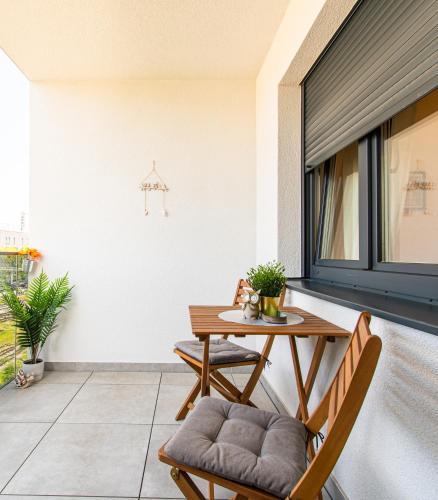 Flexible SelfCheckIns 50 - Zagreb - Garage - Loggia - New