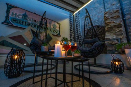 Χώρος καθιστικού στο The Stone Manor , Noho boutique Thissio