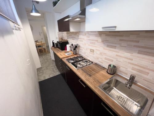 Dapur atau dapur kecil di Da Carlotta