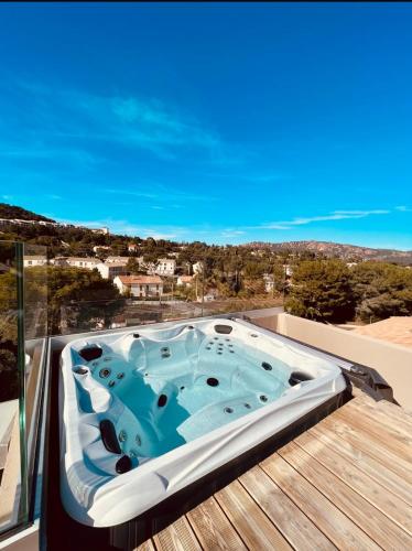 Magnifique Duplex Contemporain Climatisé Jacuzzi Ref Duplex Vill'Attilio