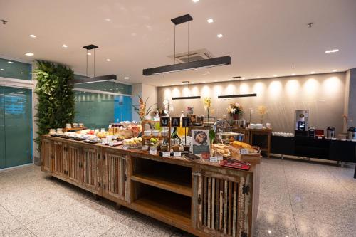 Jídlo v hotelu nebo okolí