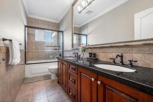 Imagen de la galería de Share Home 1BD suite in Coquitlam, en Coquitlam