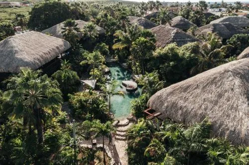 Kontiki Beach Resort photo