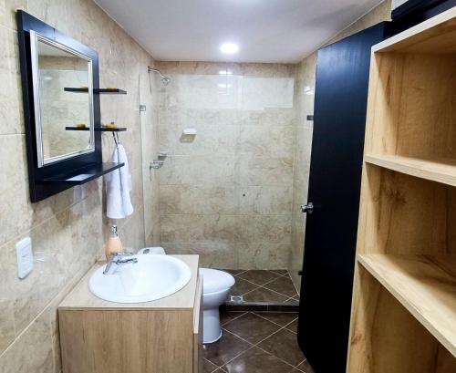 Bilik mandi di Hermosa casa en el mejor lugar!