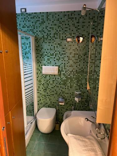 MARCONI APARTMENTS – Photos 2