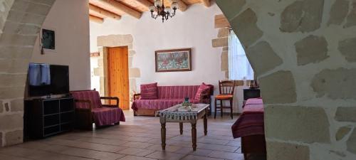 Χώρος καθιστικού στο Irene's Guest House