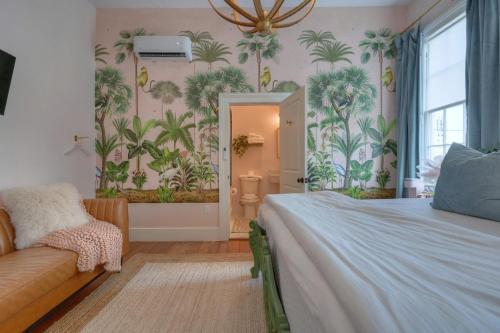 Ένα ή περισσότερα κρεβάτια σε δωμάτιο στο Sugar's INN Room #3 King