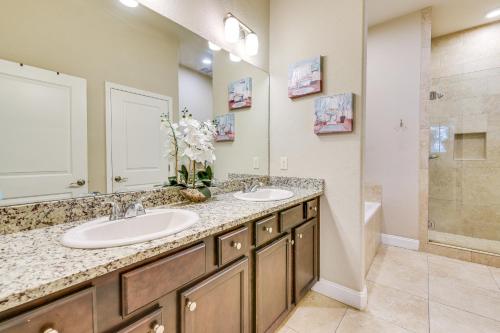 A bathroom at Miramar Beach Condo with Pool - Walk to Beach!