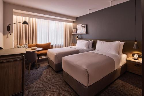 Rydges Melbourne Image