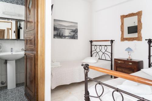 Bilik mandi di Alexandros by the Beach - Serifos