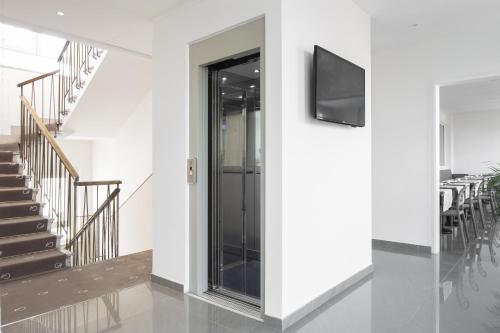 Televisyen dan/atau pusat hiburan di Hotel Cantoria