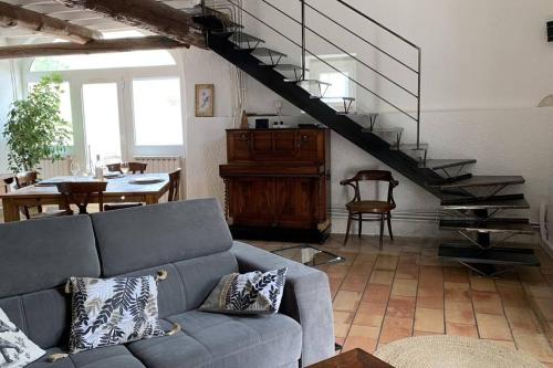 Photo de la galerie de l'établissement La Jas, demeure climatisée au charme gardois., à Nages-et-Solorgues