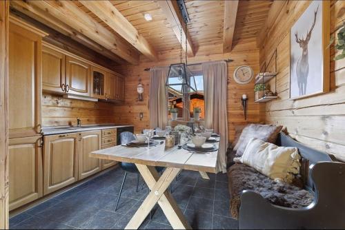 Ảnh trong thư viện ảnh của Tradisjonell laftet hytte ở Vradal