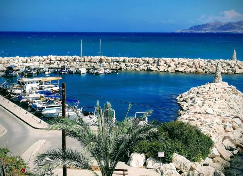 Gallery image of Shambala Beach House-where mountains meet the sea in Pomos